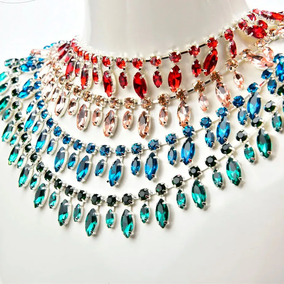 2025 New Diamond Cup Chain Round Teardrop Crystal Edge Gold Metal Claw Base Tassel Wedding Dress Clothing Accessories
2025 New Diamond Cup Chain Round Teardrop Crystal Edge Gold Metal Claw Base Tassel Wedding Dress Clothing Accessories