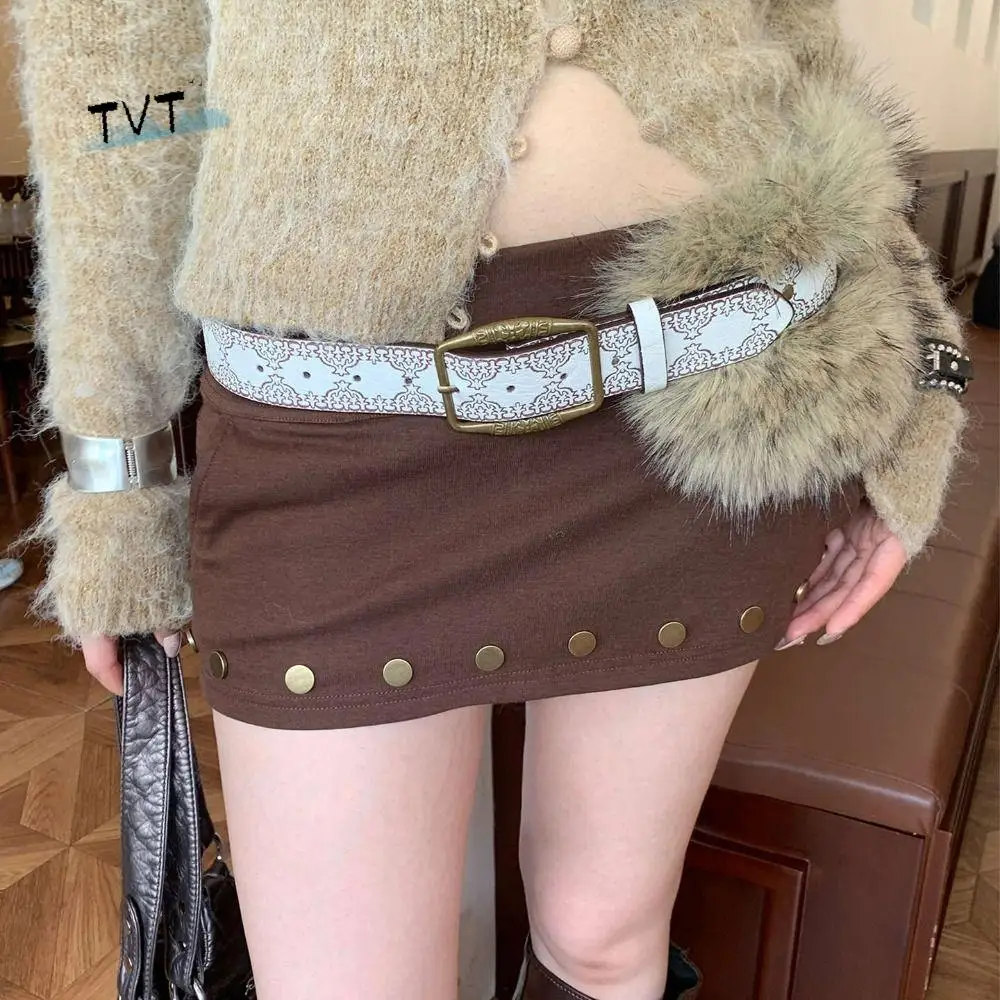 Simple PU Leather Leather Fur Belt Rivet Faux Fur Plush Belt Korean Style Retro Y2K Waistband Daily
Simple PU Leather Leather Fur Belt Rivet Faux Fur Plush Belt Korean Style Retro Y2K Waistband Daily
