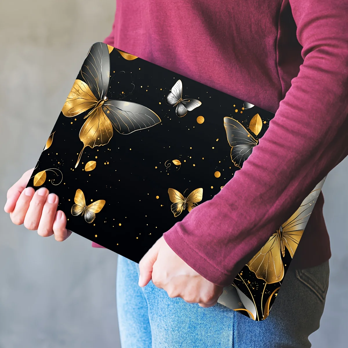 Pack of 2, Black and Gold Butterfly Pattern Waterproof Scratch Resistant Self-Adhesive - Suitable for Laptops, Cars
Pack of 2, Black and Gold Butterfly Pattern Waterproof Scratch Resistant Self-Adhesive - Suitable for Laptops, Cars