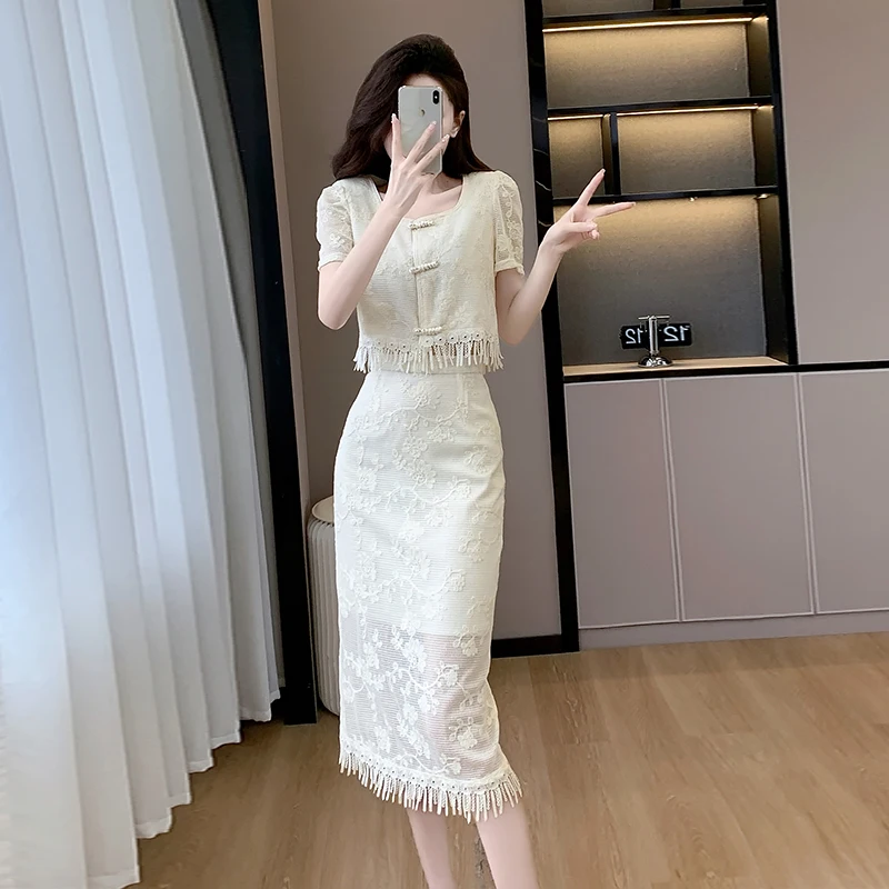 Elegant Gentle Fragrance Style Women's Summer Outfit 2026 New Small Size High-End Feeling Lady Two-Piece Set Skirt Fashion
Elegant Gentle Fragrance Style Women's Summer Outfit 2026 New Small Size High-End Feeling Lady Two-Piece Set Skirt Fashion