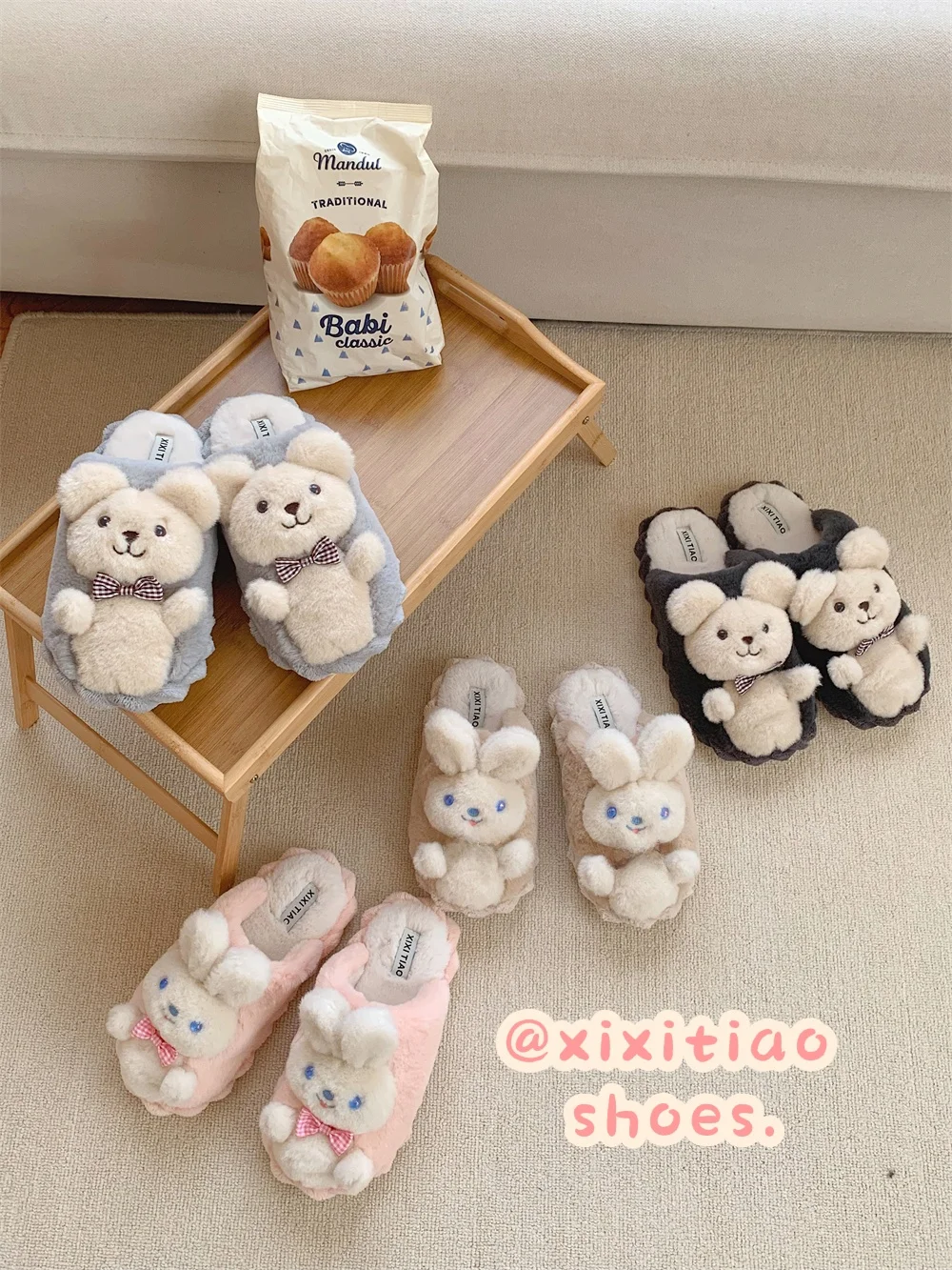 Cute Bear Men's Slippers Winter Home Warmth Couple Head Cotton Slippers Soft Plush Slip-On Shoes Korean Style Flat Heel PVC
Cute Bear Men's Slippers Winter Home Warmth Couple Head Cotton Slippers Soft Plush Slip-On Shoes Korean Style Flat Heel PVC