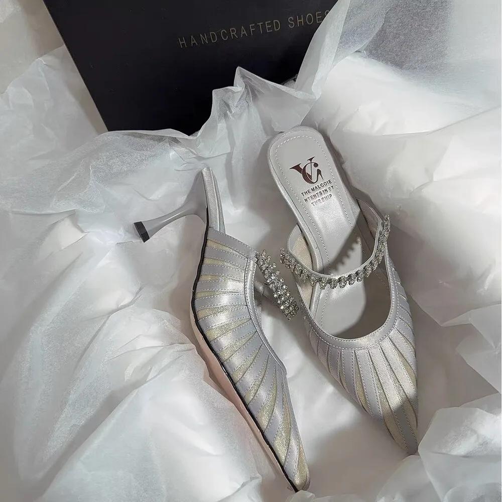 Women's Elegant Satin Pleated Mules, Crystal Embellished Pointed Toe Kitten Heel Slides, Wedding & Party Shoes
Women's Elegant Satin Pleated Mules, Crystal Embellished Pointed Toe Kitten Heel Slides, Wedding & Party Shoes