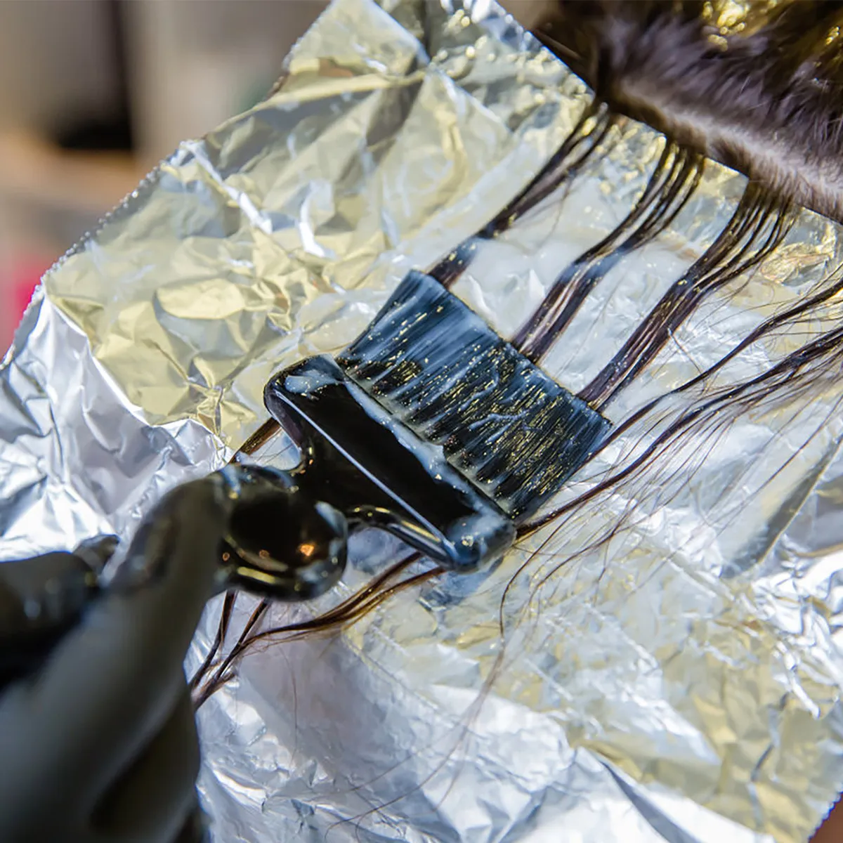 Набор для окрашивания волос из 15 предметов с инструментами для легкого самостоятельного окрашивания, защитный набор для ухода за кожей головы, включает перчатки и миску для смешивания
Набор для окрашивания волос из 15 предметов с инструментами для легкого самостоятельного окрашивания, защитный набор для ухода за кожей головы, включает перчатки и миску для смешивания