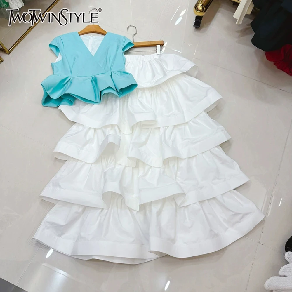 TWOTWINSTYLE Temperament Slimming Two Piece Sets For Women V Neck Short Sleeve Top High Waist Skirt Chic Set Female KSE537450
TWOTWINSTYLE Temperament Slimming Two Piece Sets For Women V Neck Short Sleeve Top High Waist Skirt Chic Set Female KSE537450