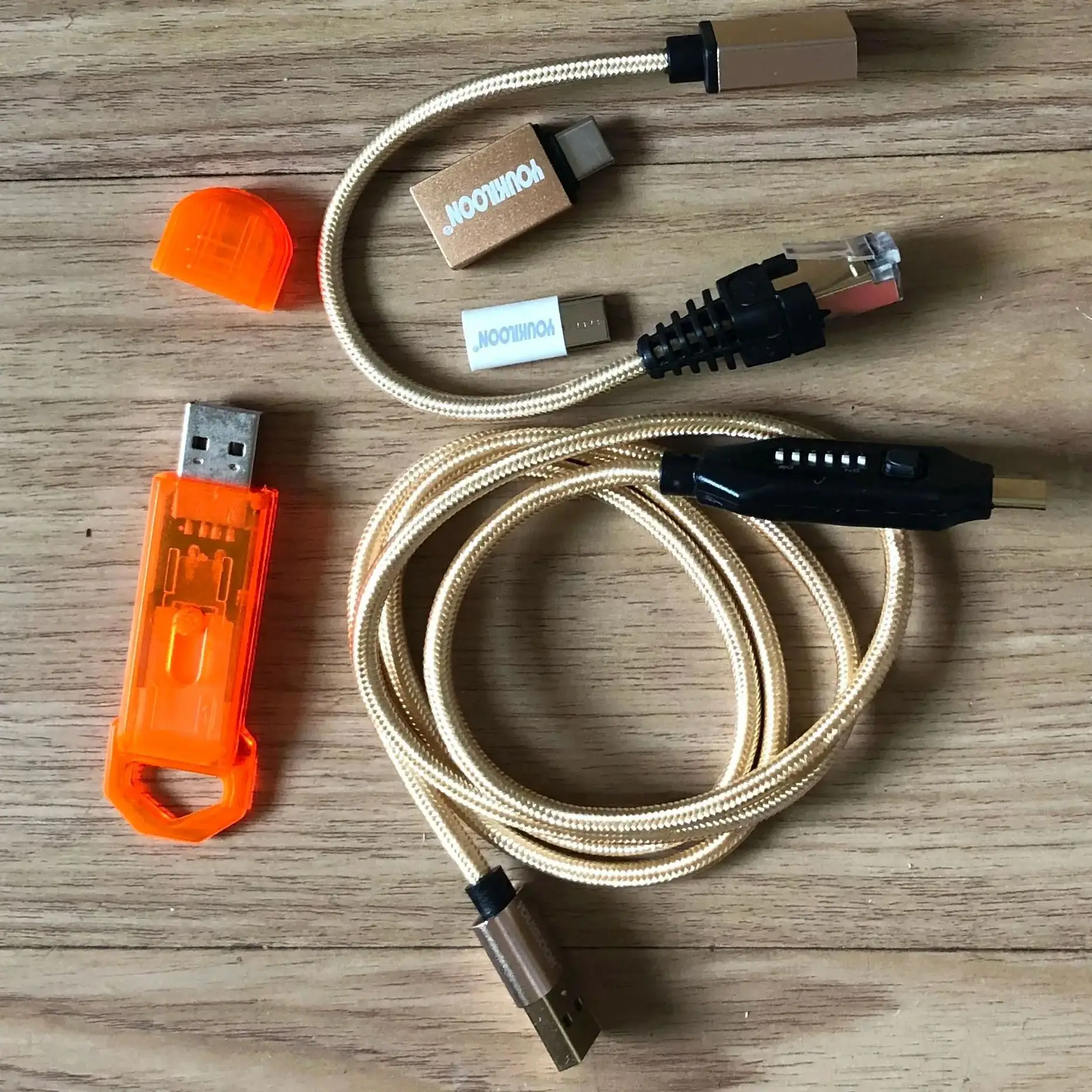 New Original Hydra Dongle is the key for all HYDRA USB Tool softwares +UMF ALL Boot cable set (EASY SWITCHING)
New Original Hydra Dongle is the key for all HYDRA USB Tool softwares +UMF ALL Boot cable set (EASY SWITCHING)