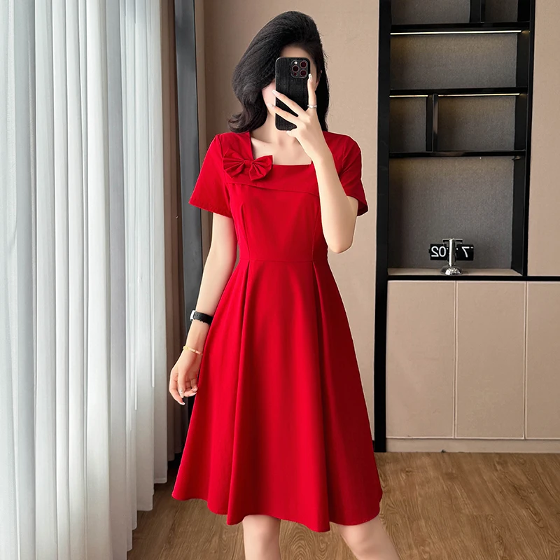 Summer 2026 Women's Fashionable Waist-Cinching Short-Sleeve Dress Elegant plus Size A-Line Cotton Polyester Blend Dress
Summer 2026 Women's Fashionable Waist-Cinching Short-Sleeve Dress Elegant plus Size A-Line Cotton Polyester Blend Dress