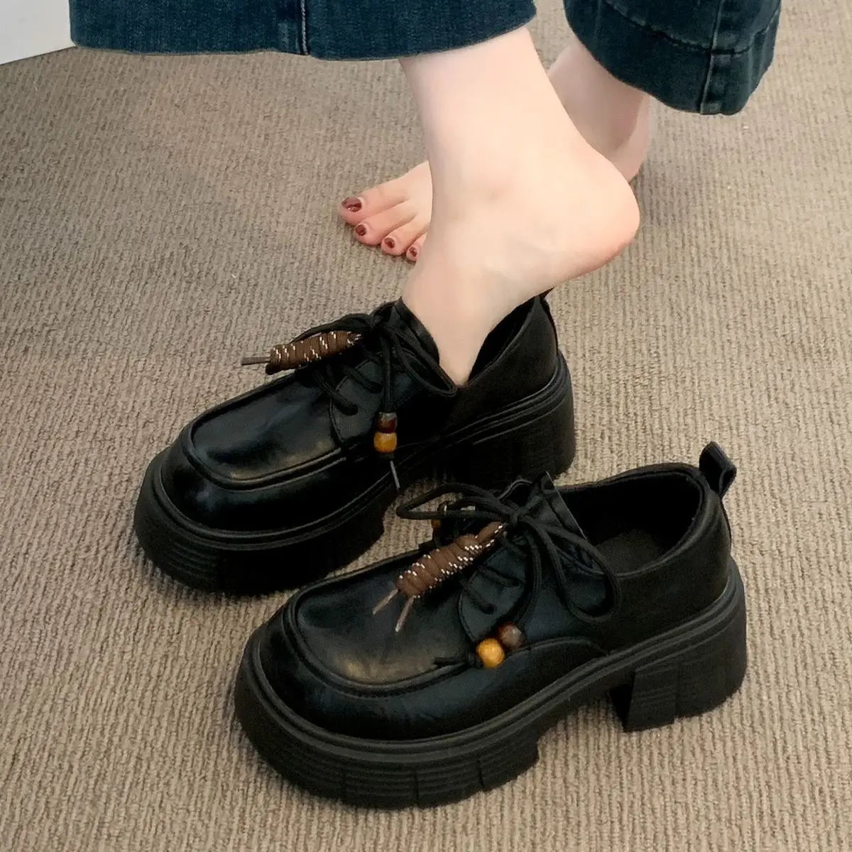 2026 New Women Loafers Soft Sole Black Flat Shoes British Style Spring Casual Non Slip Comfortable Lady Vintage Moccasins
2026 New Women Loafers Soft Sole Black Flat Shoes British Style Spring Casual Non Slip Comfortable Lady Vintage Moccasins