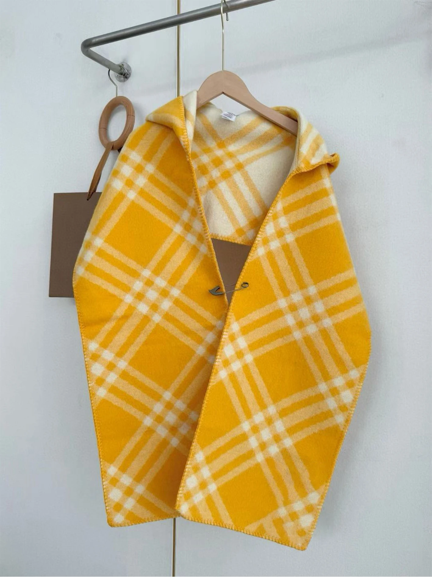 Reversible Check Wool Cape, Hooded Shawl, Women's luxury, Winter warm scarf, New Year gift, Yellow, Soft merino wool fabric
Reversible Check Wool Cape, Hooded Shawl, Women's luxury, Winter warm scarf, New Year gift, Yellow, Soft merino wool fabric