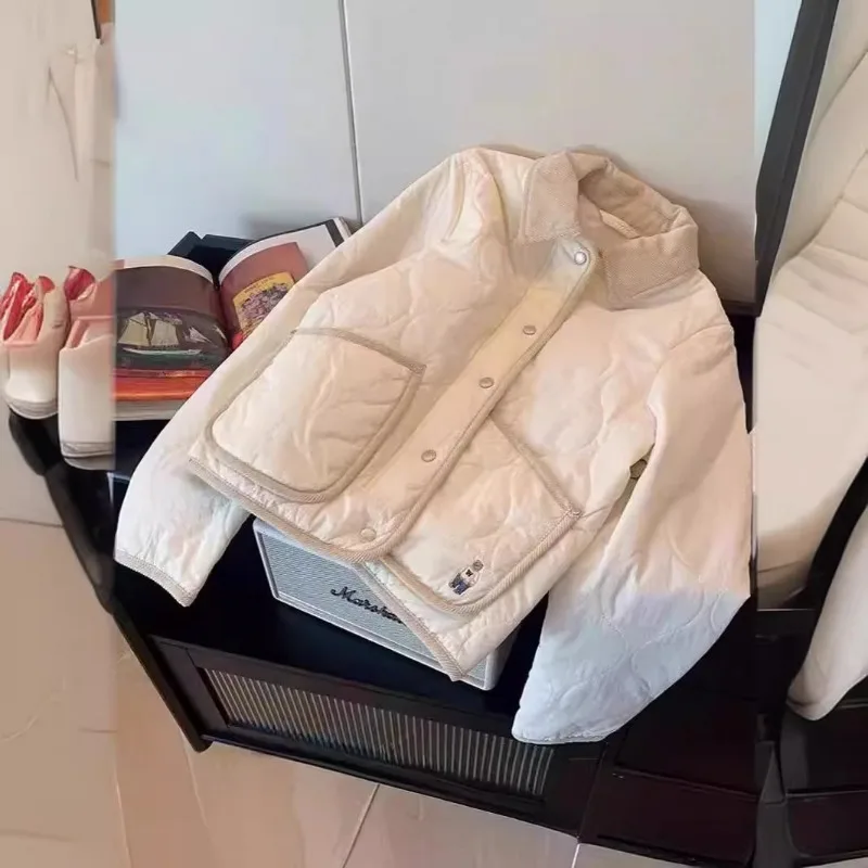 Sweet Quilted Jacket Embroidery Cotton Padded Jacket Women's Autumn Winter Lightweight Single-breasted Pocket Coat Long-sleeved
Sweet Quilted Jacket Embroidery Cotton Padded Jacket Women's Autumn Winter Lightweight Single-breasted Pocket Coat Long-sleeved
