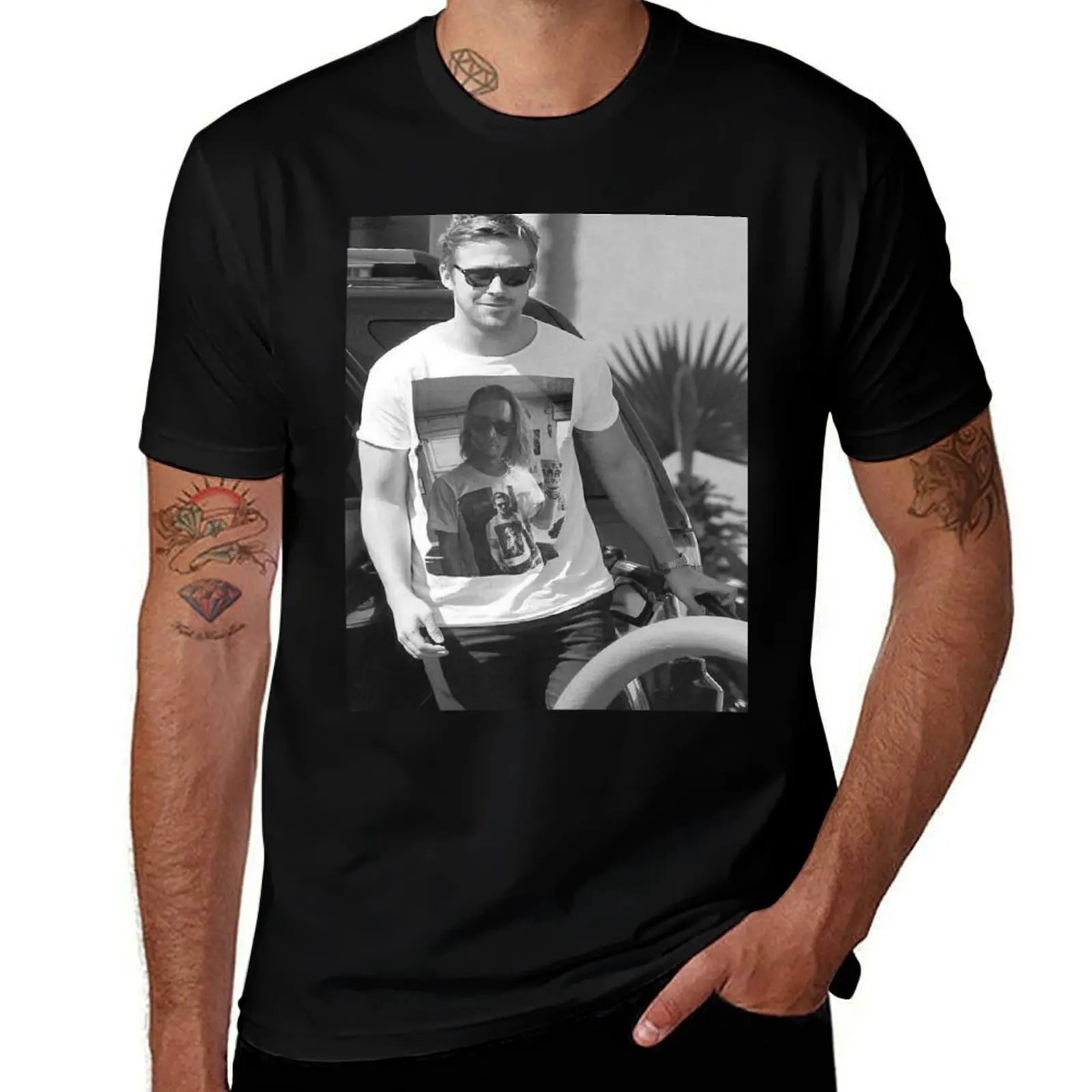 Ryan Gosling wearing aT-shirt of Macaulay Caulkin wearing a T-shirt of Ryan Gosling T-Shirt funny t shirts cotton
Ryan Gosling wearing aT-shirt of Macaulay Caulkin wearing a T-shirt of Ryan Gosling T-Shirt funny t shirts cotton
