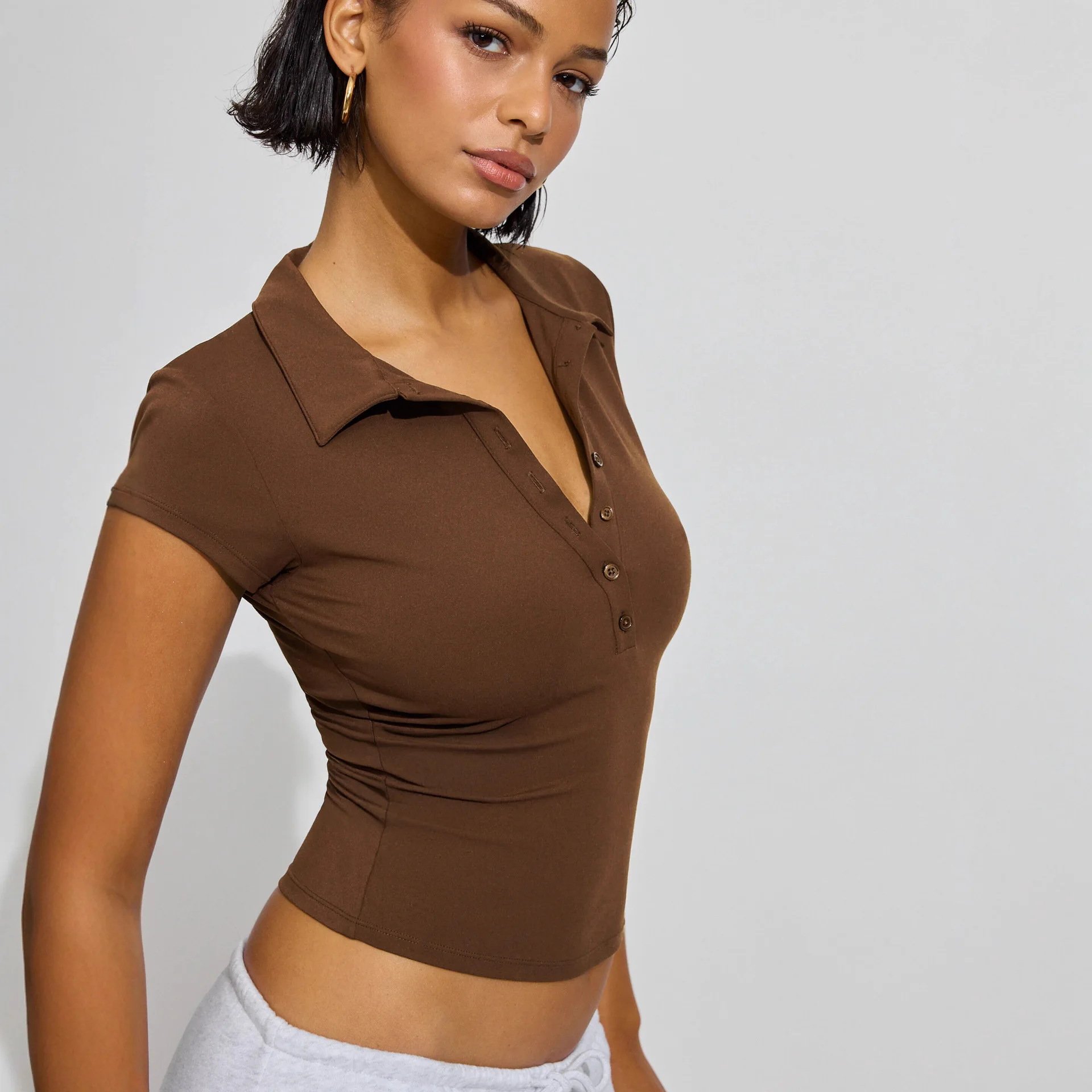 Women Crop Top T-shirt 2026 New Spring Summer Button Down Short Sleeve Shirts For Women Slim Fit Waist Controlled Casual Shirts
Women Crop Top T-shirt 2026 New Spring Summer Button Down Short Sleeve Shirts For Women Slim Fit Waist Controlled Casual Shirts