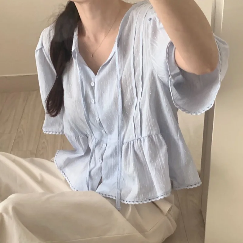 Chic Summer Single Button Ruffle Collar Loose Versatile Floral Patchwork Short Sleeve Embroidered Shirt Women's Style
Chic Summer Single Button Ruffle Collar Loose Versatile Floral Patchwork Short Sleeve Embroidered Shirt Women's Style