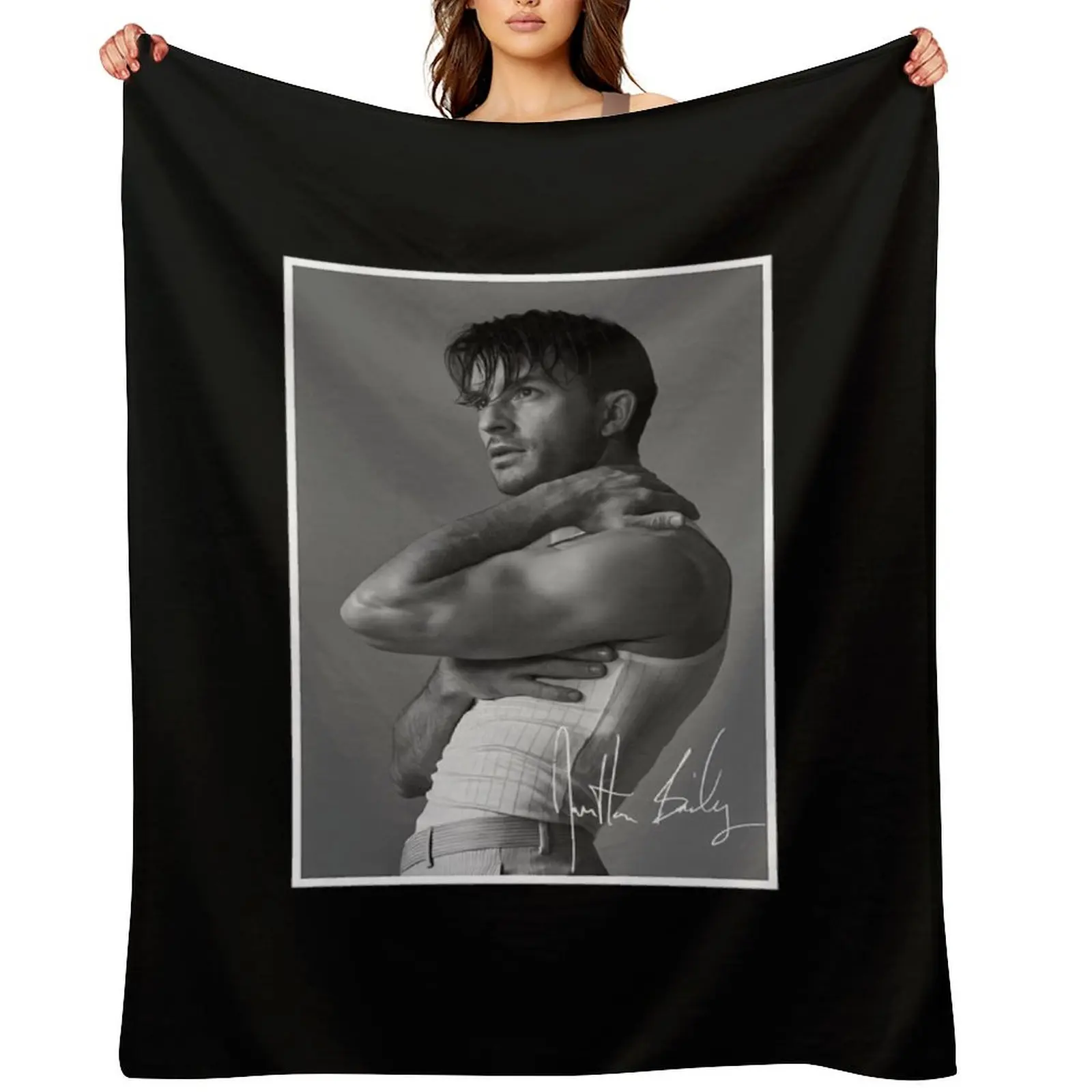 Signature Jonathan Bailey Throw Blanket Personalized Gift Luxury Thicken Soft Beds christmas gifts Blankets
Signature Jonathan Bailey Throw Blanket Personalized Gift Luxury Thicken Soft Beds christmas gifts Blankets