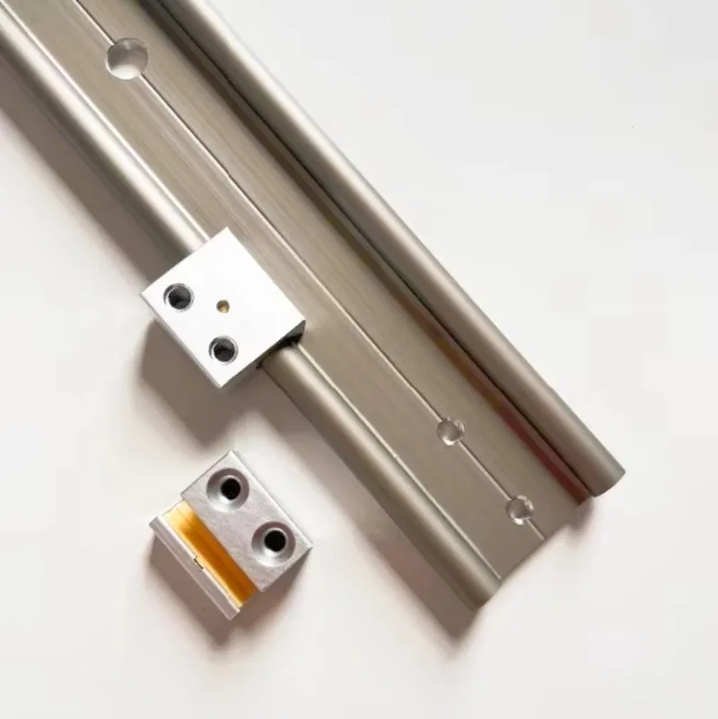 Бесшумный алюминиевый одиночный направляющий подшипник WR01 WR01-16-500 16 мм, пластиковый круглый линейный направляющий ползунок
Бесшумный алюминиевый одиночный направляющий подшипник WR01 WR01-16-500 16 мм, пластиковый круглый линейный направляющий ползунок