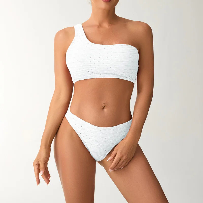 2025New Sexy Solid Color Triangle Swim Shorts for Women Beach Bikini One Shoulder Swimwear Wholesale
2025New Sexy Solid Color Triangle Swim Shorts for Women Beach Bikini One Shoulder Swimwear Wholesale