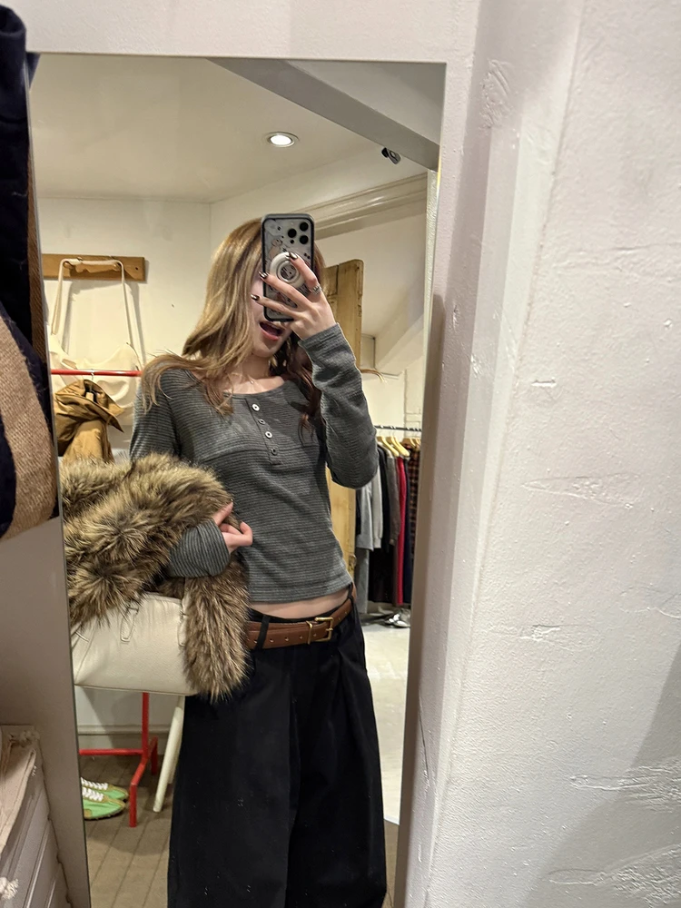 Облегающая трикотажная базовая кофта с длинным рукавом и U-образным вырезом LelyMooch, черная в полоску, с V-образным вырезом, модная, утягивающая, для повседневной носки
Облегающая трикотажная базовая кофта с длинным рукавом и U-образным вырезом LelyMooch, черная в полоску, с V-образным вырезом, модная, утягивающая, для повседневной носки