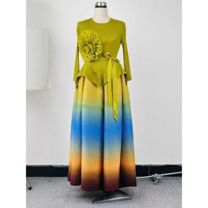 2025 Autumn New Gradient Top Flower Bud Skirt Set Tight Large Round Neck Flower Long Skirt Women's Summer New Two Piece Set
2025 Autumn New Gradient Top Flower Bud Skirt Set Tight Large Round Neck Flower Long Skirt Women's Summer New Two Piece Set