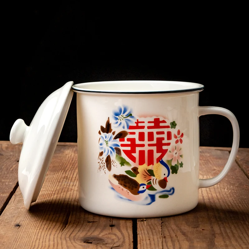 Porcelain Mandarin Duck Happy Character Ceramic Cup with Lid Nostalgic Imitation Enamel Tea Jar
Porcelain Mandarin Duck Happy Character Ceramic Cup with Lid Nostalgic Imitation Enamel Tea Jar