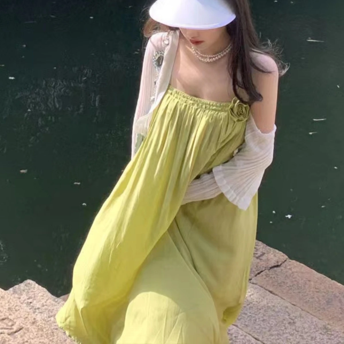 Vacation Wear Women's Dress Set Sun Protection Long Sleeve Strapless Two-Piece Outfit for Travel in Dali Yunnan China Summer ...
Vacation Wear Women's Dress Set Sun Protection Long Sleeve Strapless Two-Piece Outfit for Travel in Dali Yunnan China Summer ...