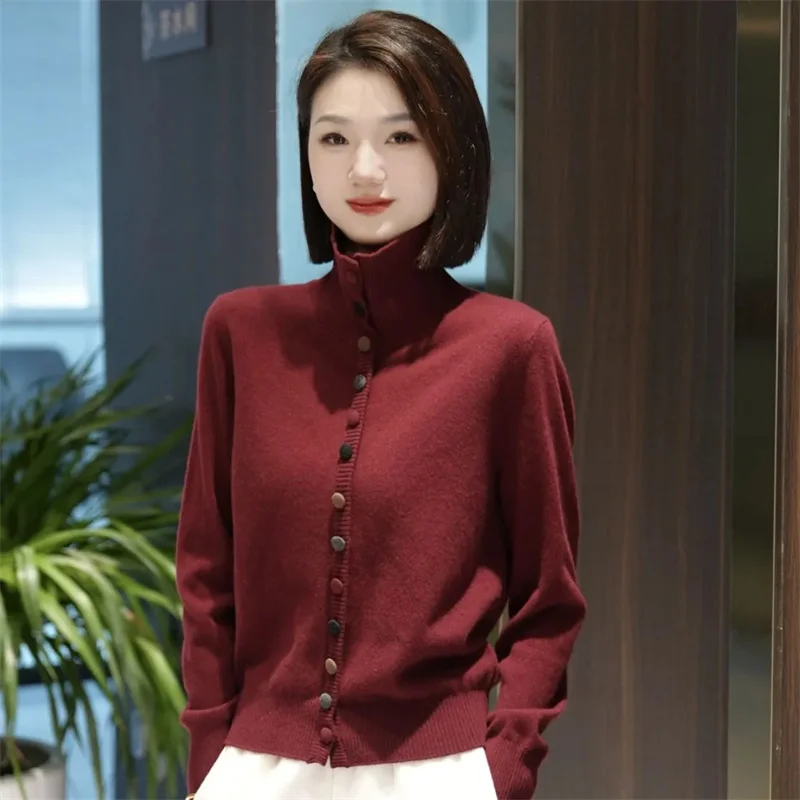 Spring Autumn 2025 New Women's Sweater Bottoming Shirt High Necked Knitted Single Breasted knitwear Top Turtleneck Cardigan Coat
Spring Autumn 2025 New Women's Sweater Bottoming Shirt High Necked Knitted Single Breasted knitwear Top Turtleneck Cardigan Coat