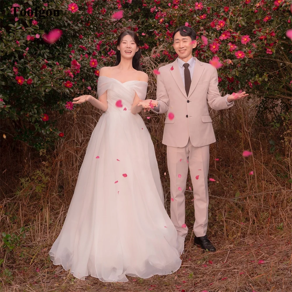 Toofgon Simple Organza Korea Bride Wedding Gowns Customized Bridal Gown Corset Back Off The Shoulder Formal Party Photography
Toofgon Simple Organza Korea Bride Wedding Gowns Customized Bridal Gown Corset Back Off The Shoulder Formal Party Photography