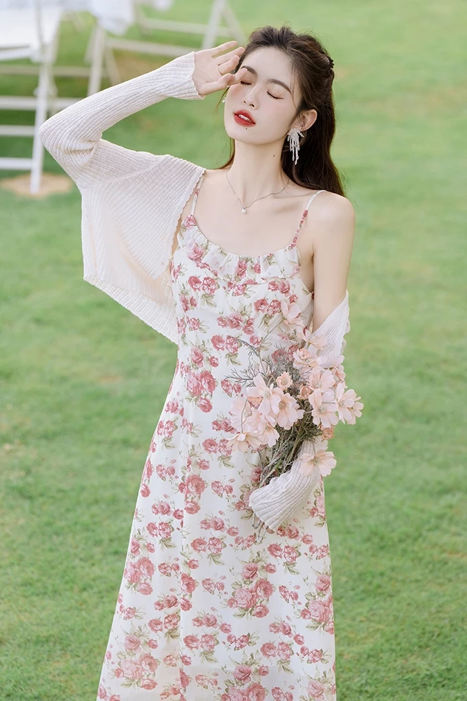 Сексуальное женское летнее шифоновое платье с цветочным принтом, без бретелек, с завышенной талией, А-силуэт, готовое к выходу в свет
Сексуальное женское летнее шифоновое платье с цветочным принтом, без бретелек, с завышенной талией, А-силуэт, готовое к выходу в свет