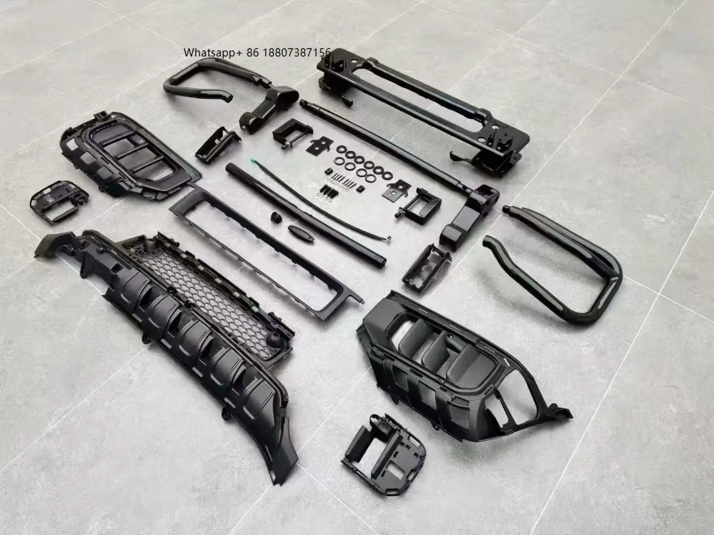 W465 G63 Bumper Cover Suitable for G-class W465 G63 2024 1:1 Replacement Front Bumper Cover
W465 G63 Bumper Cover Suitable for G-class W465 G63 2024 1:1 Replacement Front Bumper Cover