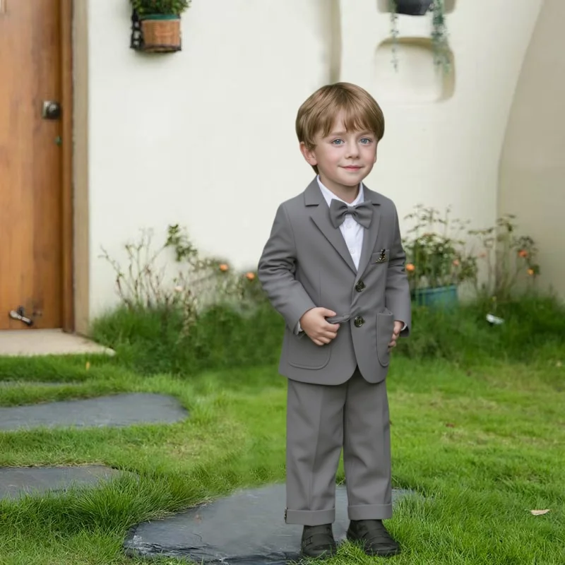 Облегающий комплект из 5 предметов для мальчиков, деловой костюм с курткой, жилетом, брюками, брошью с галстуком-бабочкой, детский костюм для выступлений на свадьбу, день рождения и выпускной
Облегающий комплект из 5 предметов для мальчиков, деловой костюм с курткой, жилетом, брюками, брошью с галстуком-бабочкой, детский костюм для выступлений на свадьбу, день рождения и выпускной