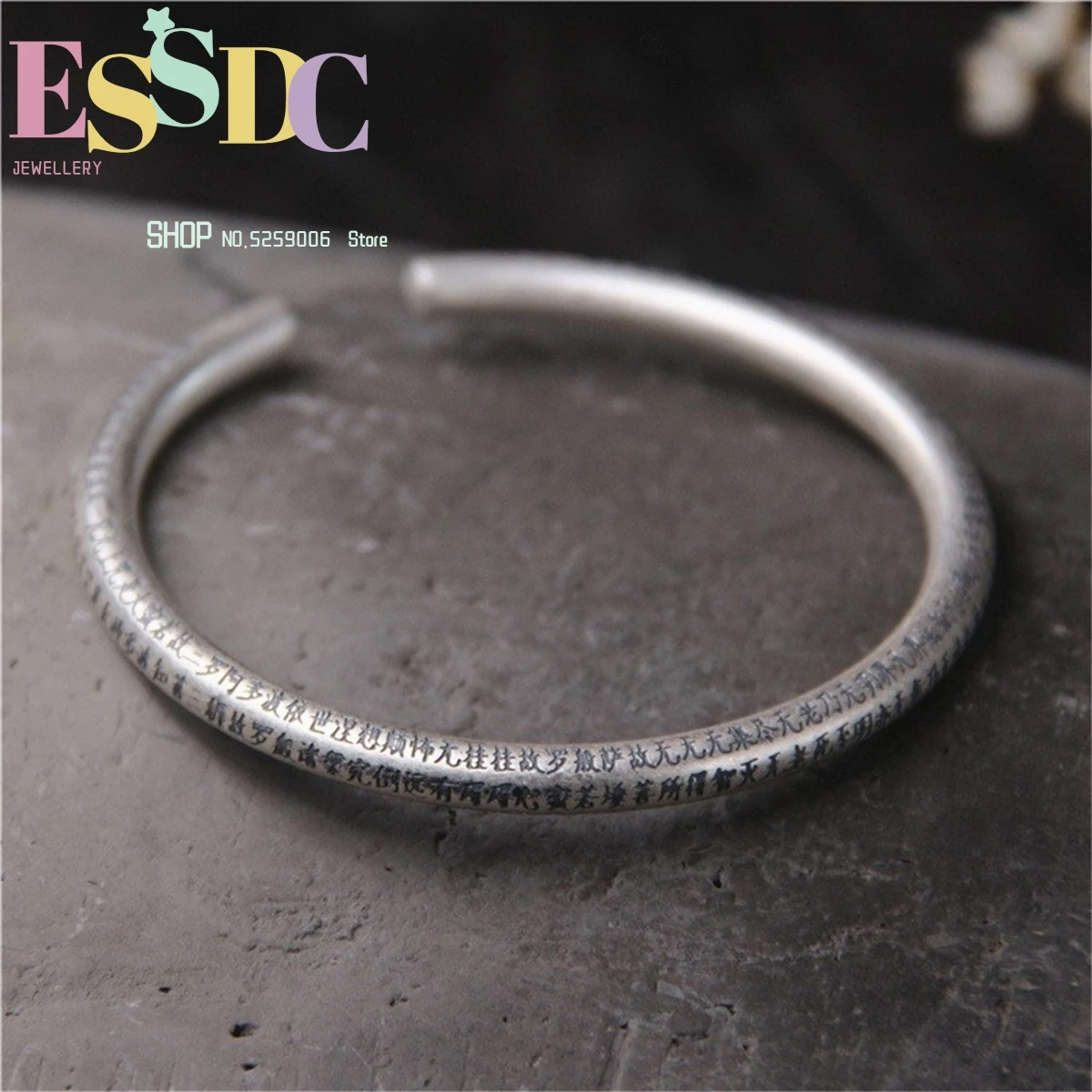 S990 Matte Silver Matte Craft Buddhist Heart Sutra Healing Heart Scripture Bracelet Wholesale Female Open Bangle Birthday Gift
S990 Matte Silver Matte Craft Buddhist Heart Sutra Healing Heart Scripture Bracelet Wholesale Female Open Bangle Birthday Gift
