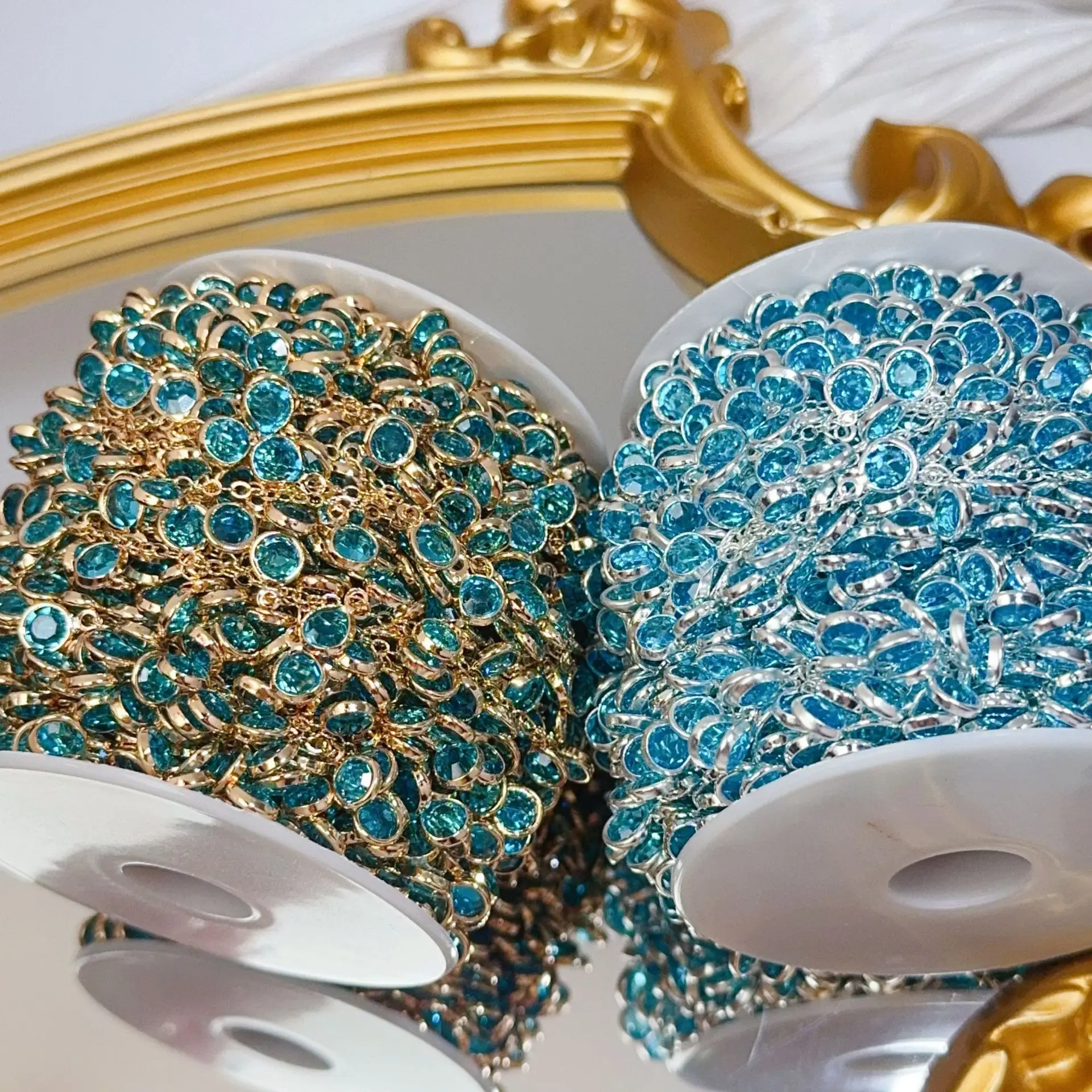 0.5Meter 1Meter 2Meters Lake Blue Glass Tassel Copper Chain For DIY Necklace Exotic Clothing Hair Accessories Material Wholesale
0.5Meter 1Meter 2Meters Lake Blue Glass Tassel Copper Chain For DIY Necklace Exotic Clothing Hair Accessories Material Wholesale