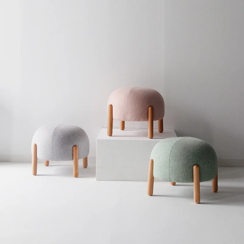 Fabric small stool, simple cotton velvet sofa, low stool for home use, creative entry, changing shoes, wearing shoes
Fabric small stool, simple cotton velvet sofa, low stool for home use, creative entry, changing shoes, wearing shoes