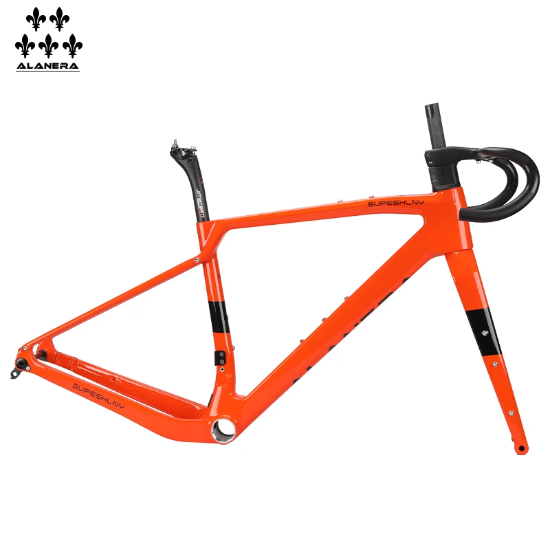 The 2025 new ALANERAl Gravel carbon fiber bicycle frame, off-road melon bike with gravel road frame and handlebar seat tube
The 2025 new ALANERAl Gravel carbon fiber bicycle frame, off-road melon bike with gravel road frame and handlebar seat tube
