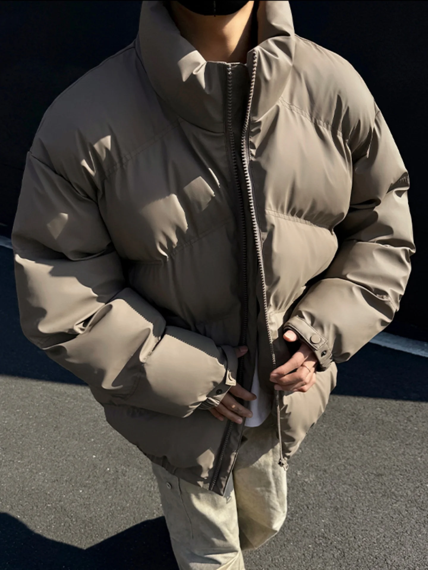 Men's PU Leather Stand Collar ort Thiened Cotton Jaet Winter Outerwear Warm Loose Large Size Trendy American Retro Cott...
Men's PU Leather Stand Collar ort Thiened Cotton Jaet Winter Outerwear Warm Loose Large Size Trendy American Retro Cott...