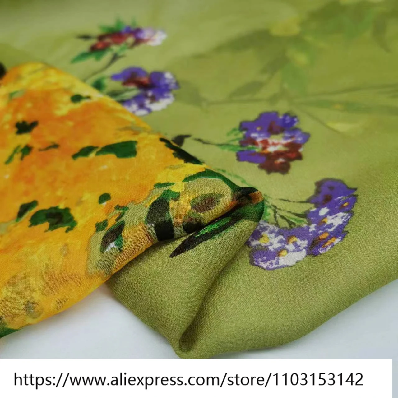Designer Sewing Fabric Lightweight Women's Silk Qiaoqi 8Momme Printed Fashion Dress Scarf
Designer Sewing Fabric Lightweight Women's Silk Qiaoqi 8Momme Printed Fashion Dress Scarf