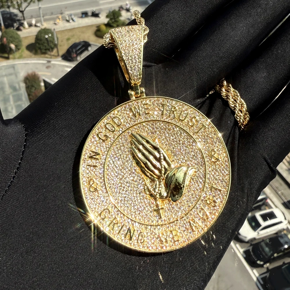 New Ice Bling Round Three-dimensional Pattern Pendant Necklace Spread with 5A Zircon Cubic Zirconia Pendant Charm Fashion
New Ice Bling Round Three-dimensional Pattern Pendant Necklace Spread with 5A Zircon Cubic Zirconia Pendant Charm Fashion