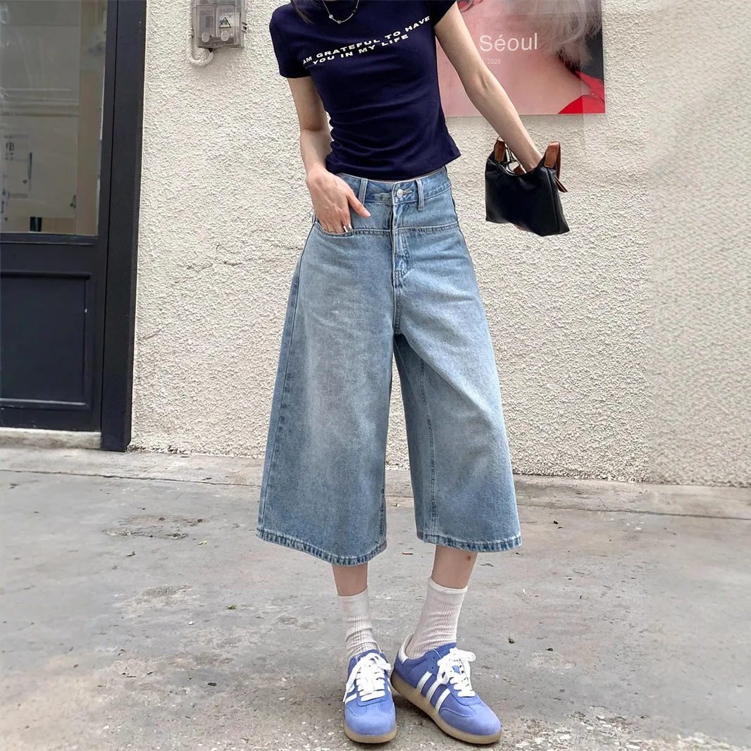 New Fashion Light Blue Capri Jeans for Women Summer High Waist Slim Loose Straight Leg Pants
New Fashion Light Blue Capri Jeans for Women Summer High Waist Slim Loose Straight Leg Pants