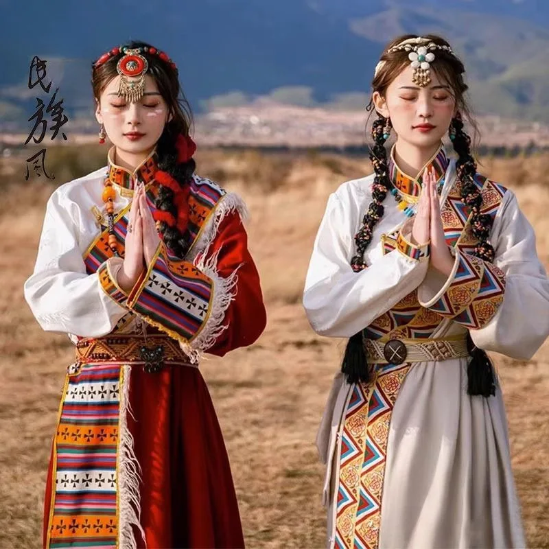 Fashionable women's clothing, new Tibetan ethnic costumes, large-sized adult Tibetan robes for women, dance performance costumes
Fashionable women's clothing, new Tibetan ethnic costumes, large-sized adult Tibetan robes for women, dance performance costumes