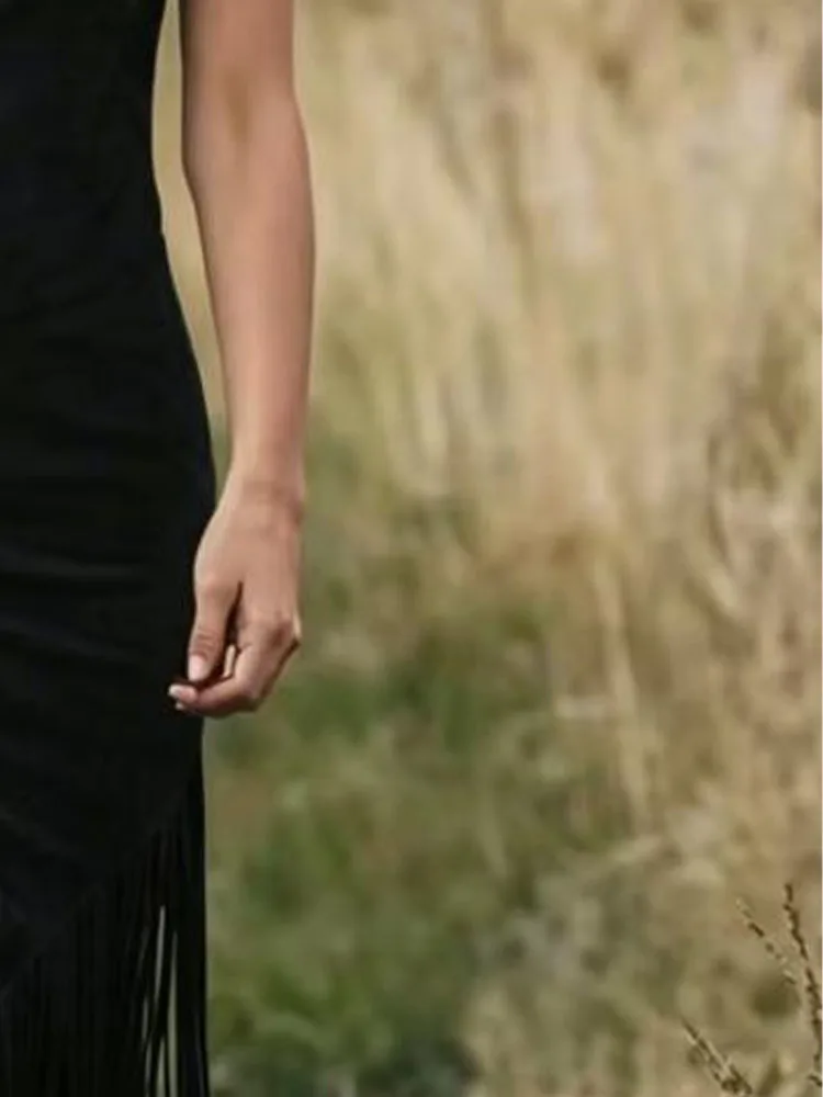 Sleeveless Fashion Elegant Chic Dress Women Summer Holiday Tassel Patchwork Hem Party Dress Solid Simple Ladies Dress Vestido
Sleeveless Fashion Elegant Chic Dress Women Summer Holiday Tassel Patchwork Hem Party Dress Solid Simple Ladies Dress Vestido