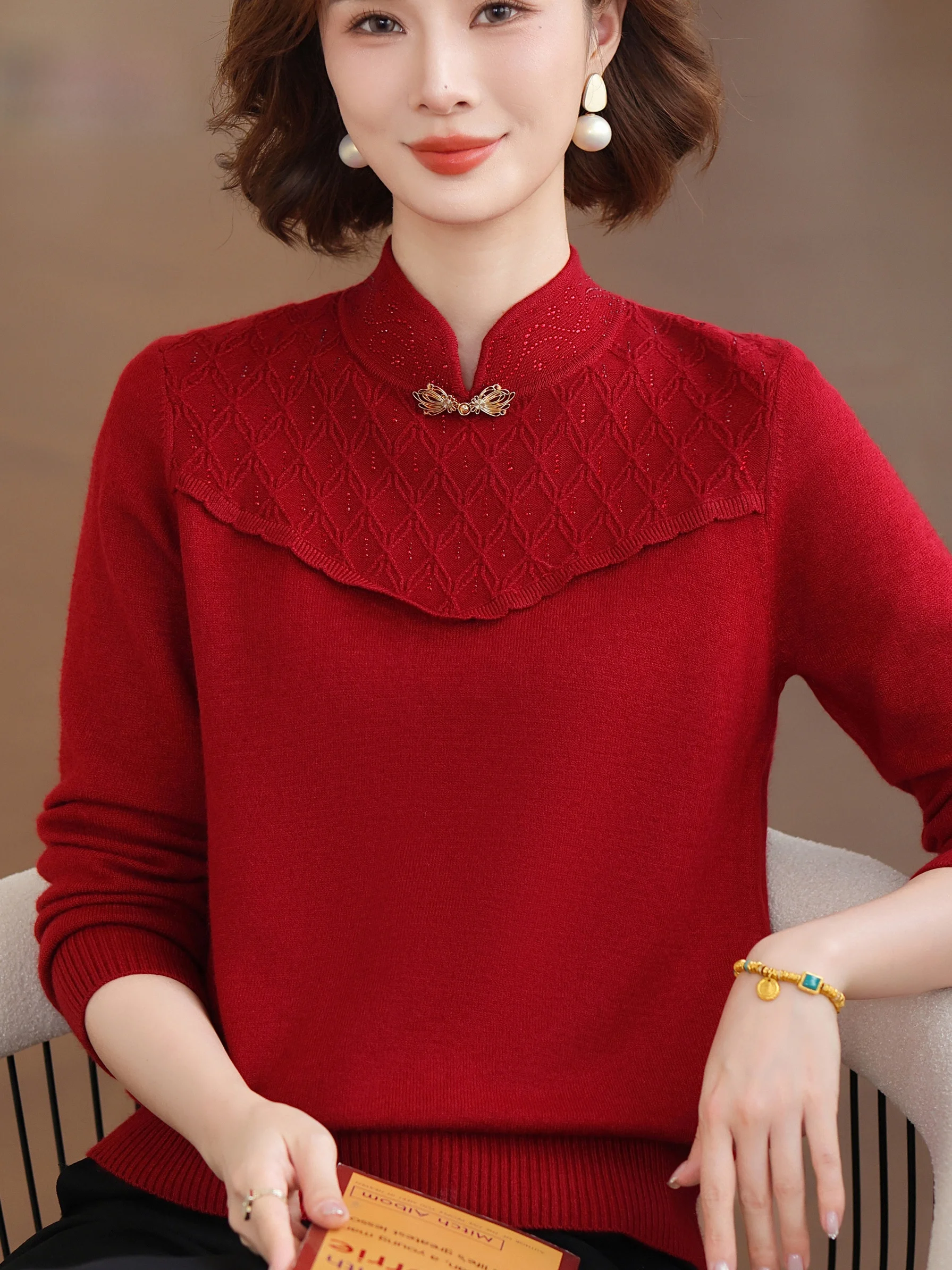 New Chinese Sle Knitted Sweater Qipao Collar Base irt Trendy Top for Middle-Aged And ly Women Warm And Comfortable
New Chinese Sle Knitted Sweater Qipao Collar Base irt Trendy Top for Middle-Aged And ly Women Warm And Comfortable