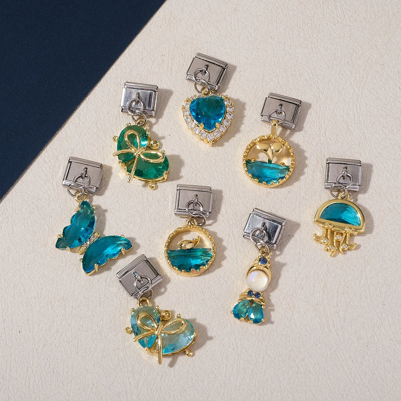 8Pcs Mermaid Ocean Italian Charms Teal Crystal Butterfly Modular Links 9mm Stainless Steel Charms Pack DIY Making Gift Wholesale
8Pcs Mermaid Ocean Italian Charms Teal Crystal Butterfly Modular Links 9mm Stainless Steel Charms Pack DIY Making Gift Wholesale