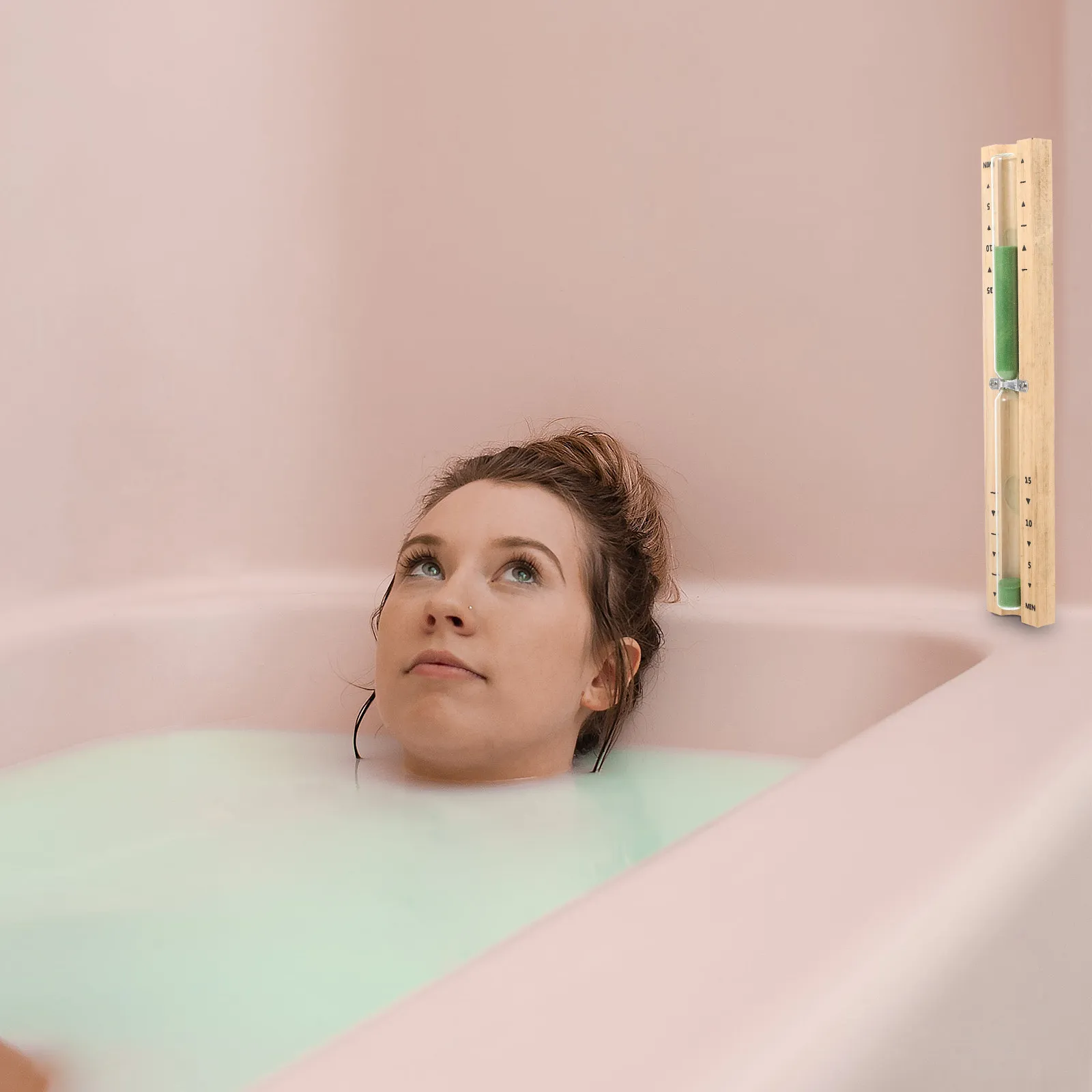 Классический деревянный песочный таймер на 15 минут для сауны, сухой парной, спа-декора. Функциональный инструмент для напоминания о времени. Стеклянная трубка.
Классический деревянный песочный таймер на 15 минут для сауны, сухой парной, спа-декора. Функциональный инструмент для напоминания о времени. Стеклянная трубка.