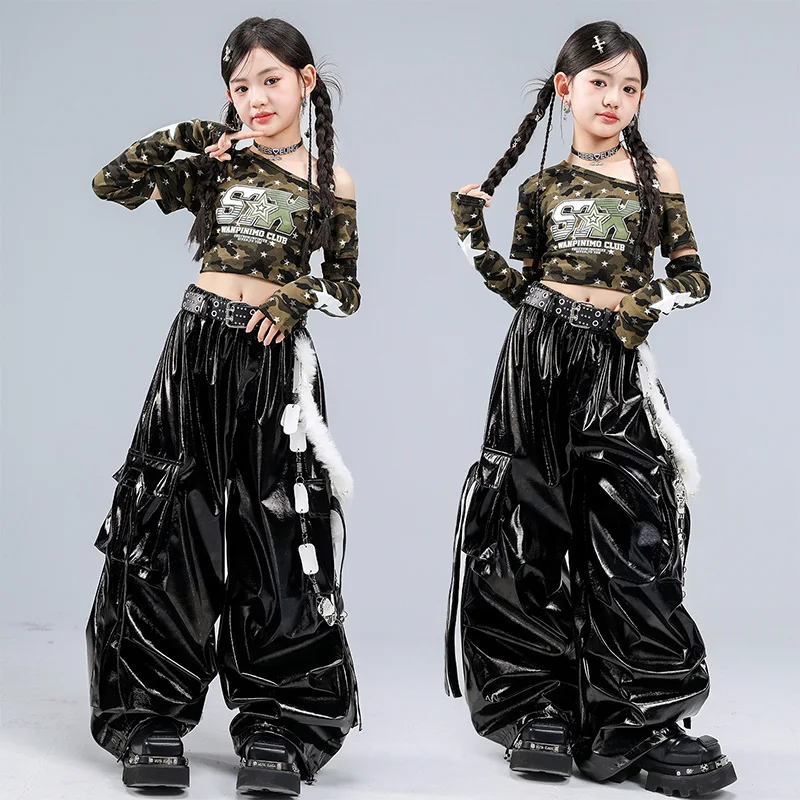 Детская одежда в стиле K-pop и хип-хоп: камуфляжная укороченная футболка с открытыми плечами, черные брюки-карго из искусственной кожи для девочек, костюм для уличных танцев
Детская одежда в стиле K-pop и хип-хоп: камуфляжная укороченная футболка с открытыми плечами, черные брюки-карго из искусственной кожи для девочек, костюм для уличных танцев