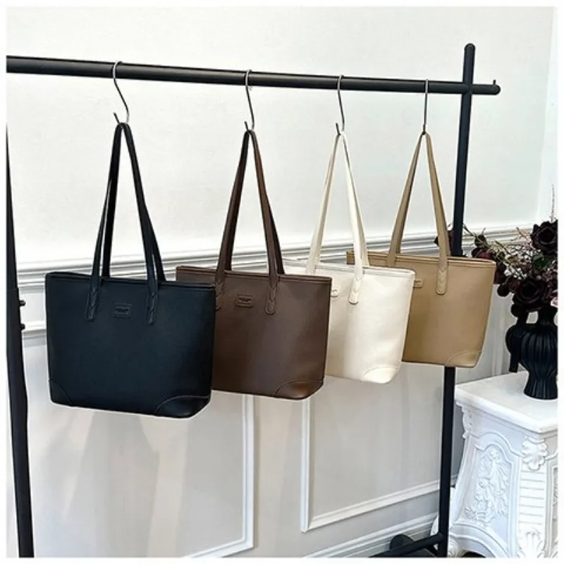 Classic Soft Diaper Bag Handbag Crossbody Road Trip Exquisite Charming Elegant Portable Functional Stylish Timeless
Classic Soft Diaper Bag Handbag Crossbody Road Trip Exquisite Charming Elegant Portable Functional Stylish Timeless