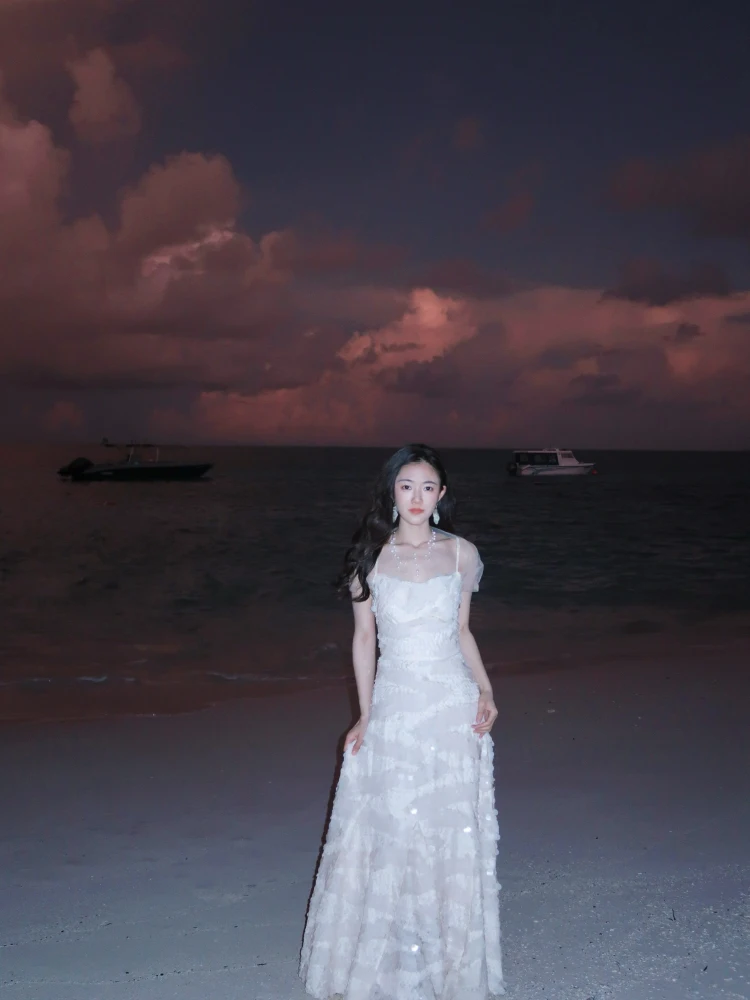 Siren Song TIIANNTIAAN Retro Slimming Romantic Artistic Sequin Strapl Dr Polyester Summer V-ne X-aped Silhouette
Siren Song TIIANNTIAAN Retro Slimming Romantic Artistic Sequin Strapl Dr Polyester Summer V-ne X-aped Silhouette