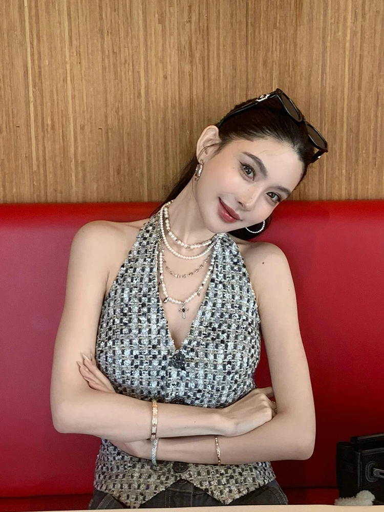 Fashionable Short V-Neck Vest Women's Style 2026 New Unique Elegant High-End Sensation Small Fragrance Style Outerwear Top
Fashionable Short V-Neck Vest Women's Style 2026 New Unique Elegant High-End Sensation Small Fragrance Style Outerwear Top