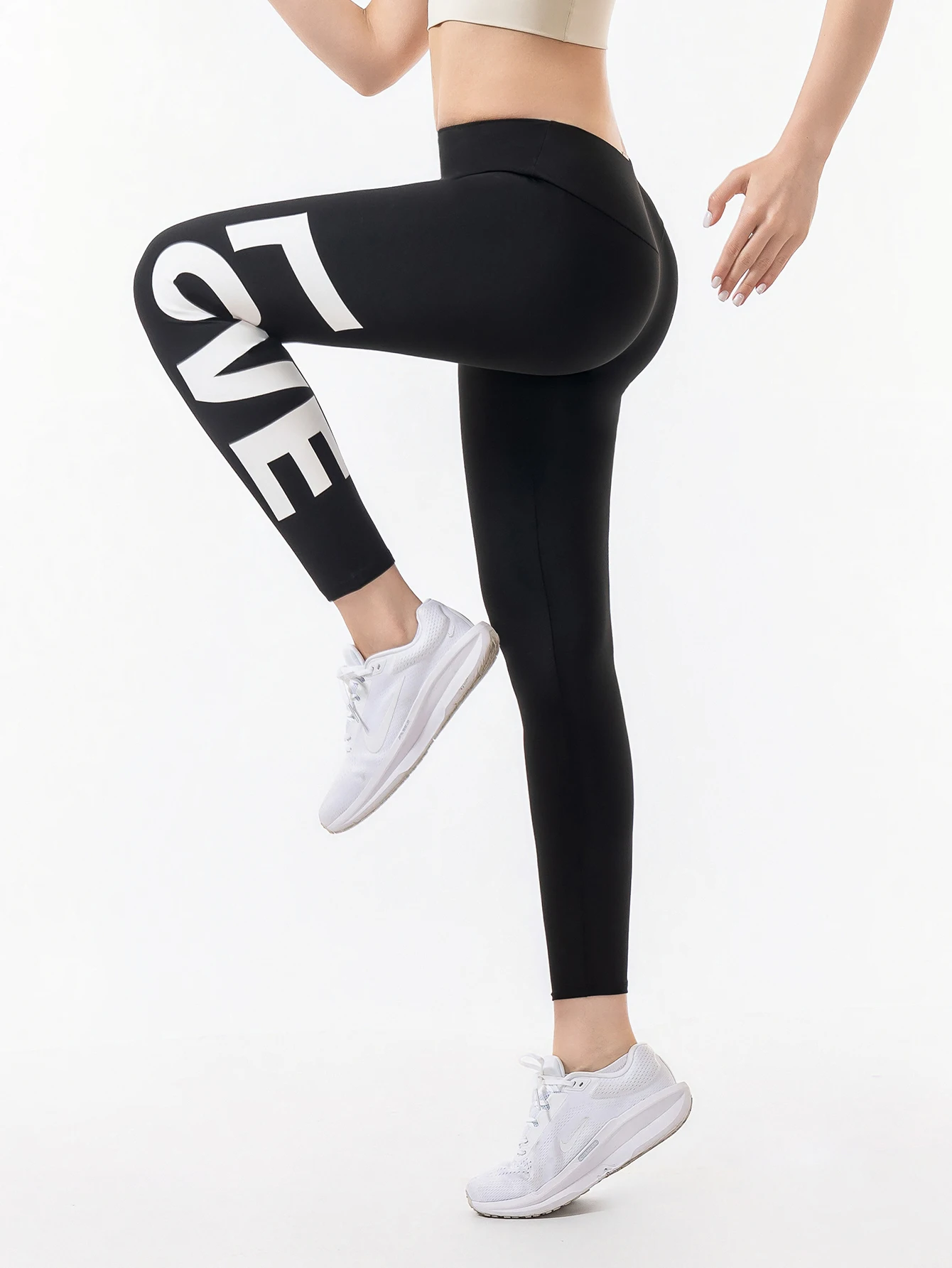 Women's fleece outerwear leggings 2025 autumn/Winter new style printed letter LOVE leggings
Women's fleece outerwear leggings 2025 autumn/Winter new style printed letter LOVE leggings