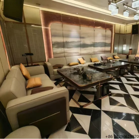 High Quality Stylish Spacious Leather Wood Upholstered Sofa for Bar
High Quality Stylish Spacious Leather Wood Upholstered Sofa for Bar