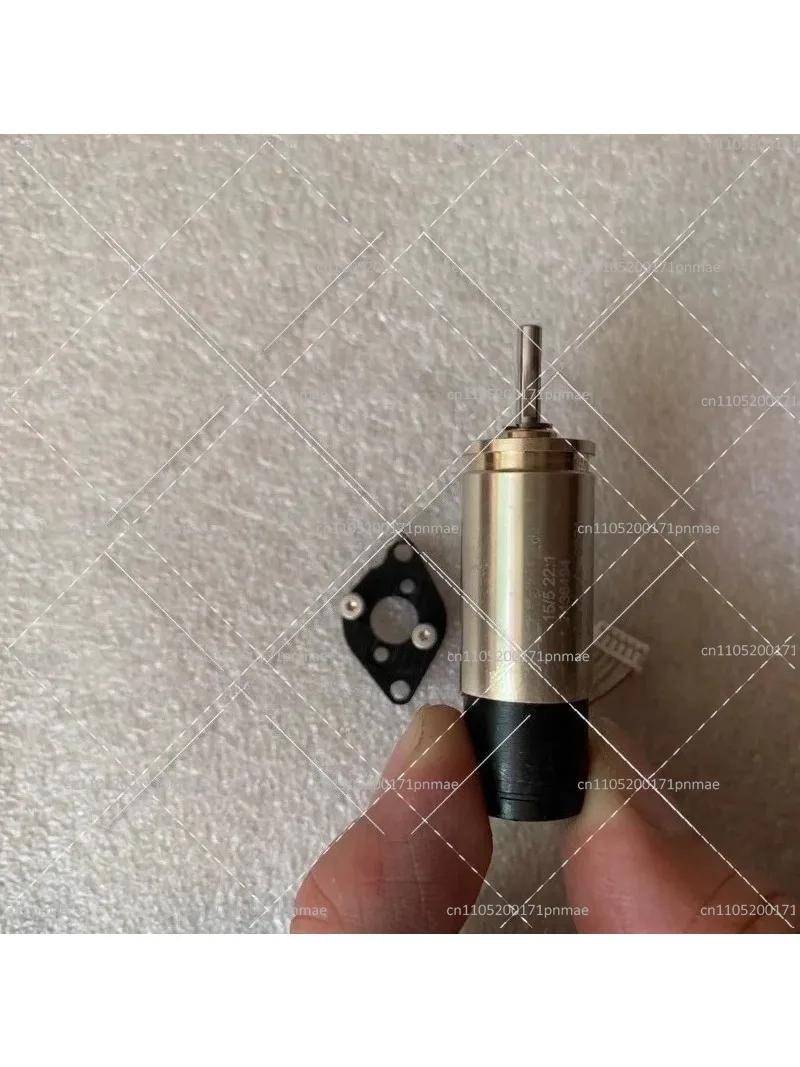 Hollow Cup Geared Motor 512 Encoder 1524E018S 15/5 22:1 for DIY Robotics Projects
Hollow Cup Geared Motor 512 Encoder 1524E018S 15/5 22:1 for DIY Robotics Projects