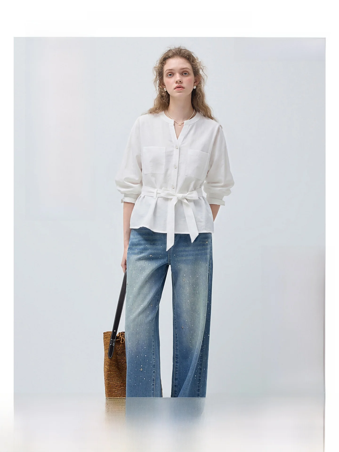 Vega Chang2026 Women's V-neck Shirt Waist-cinching Versatile Set Fashionable Business Casual Long Sleeve Breathable
Vega Chang2026 Women's V-neck Shirt Waist-cinching Versatile Set Fashionable Business Casual Long Sleeve Breathable
