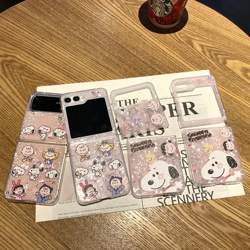 Cute Snoopy ice cream Luxury Laser Shell pattern Folding Phone Case For Samsung Z Flip 3 4 5 6 7 Charlie Brown AntiFall Cover
Cute Snoopy ice cream Luxury Laser Shell pattern Folding Phone Case For Samsung Z Flip 3 4 5 6 7 Charlie Brown AntiFall Cover